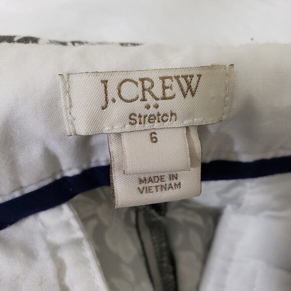 J. Crew factory stretch floral print shorts gray chino shorts woman's size 6 - Picture 2 of 9